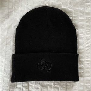 Lululemon Warm Revelation Beanie
